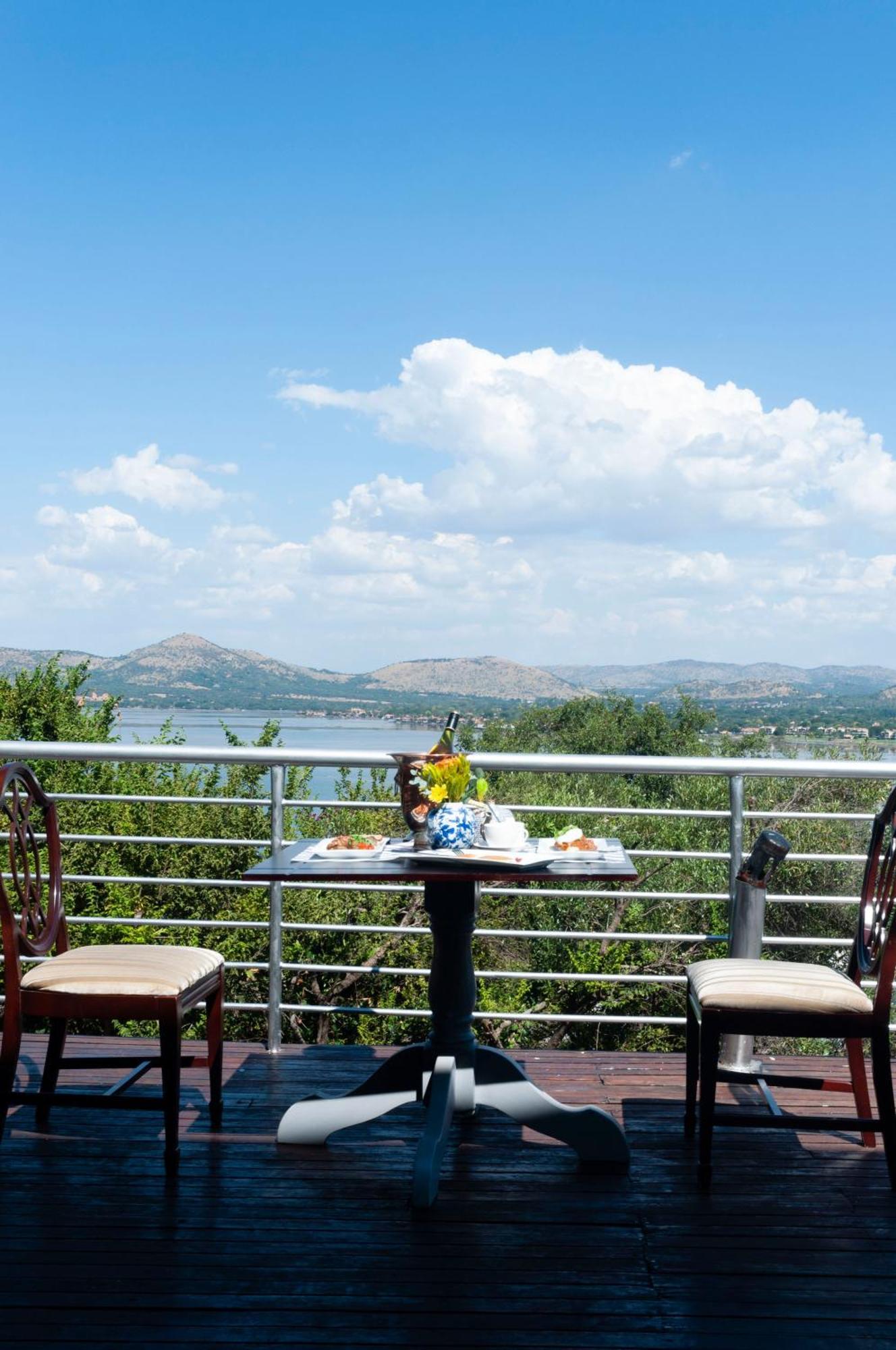 129Inharties Lodge And Spa Hartbeespoort Extérieur photo