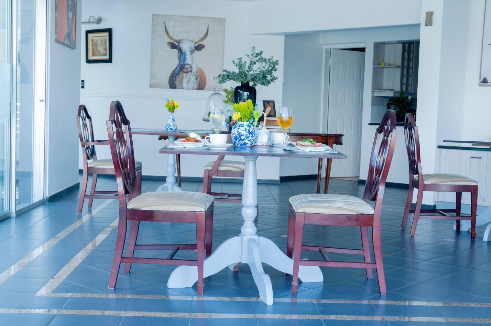 129Inharties Lodge And Spa Hartbeespoort Extérieur photo